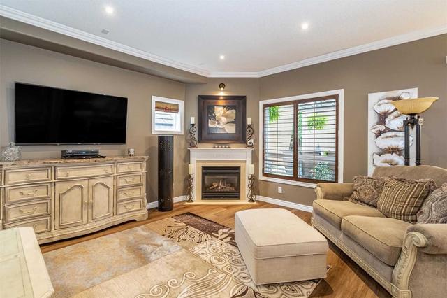 26 Pepin Crt, House detached with 4 bedrooms, 5 bathrooms and 6 parking in Barrie ON | Image 5
