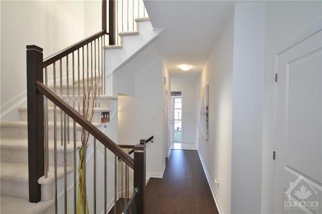 114 Attwell Private, Townhouse with 4 bedrooms, 4 bathrooms and 3 parking in Ottawa ON | Image 20