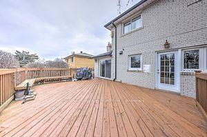 17 Mandel Cres, House detached with 4 bedrooms, 3 bathrooms and 6 parking in Toronto ON | Image 15
