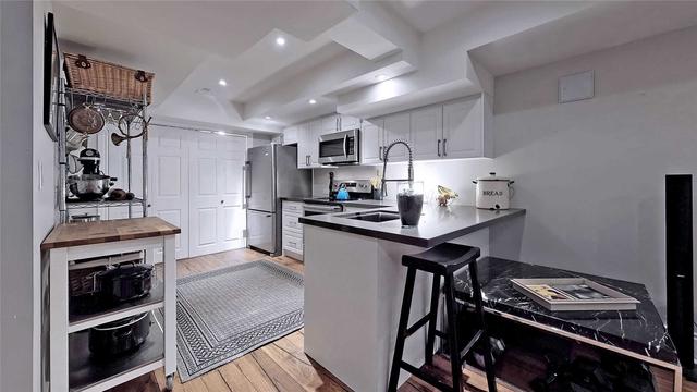 179 Gilbert Ave, House detached with 3 bedrooms, 4 bathrooms and 1 parking in Toronto ON | Image 22