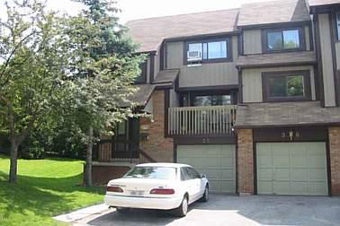 35 - 6780 Formentera Ave, Townhouse with 3 bedrooms, 2 bathrooms and 1 parking in Mississauga ON | Image 1