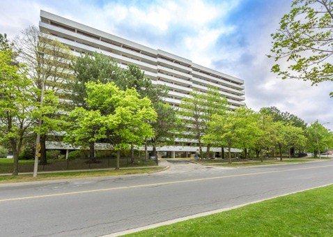 1004 - 1 Royal Orchard Blvd, Condo with 3 bedrooms, 2 bathrooms and 1 parking in Markham ON | Image 1