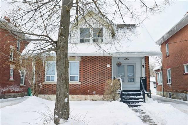 43 Mill St N, House detached with 2 bedrooms, 2 bathrooms and 5 parking in Brampton ON | Image 1