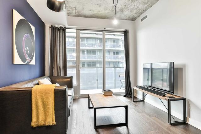 1118 - 1030 King St W, Condo with 1 bedrooms, 1 bathrooms and 1 parking in Toronto ON | Image 2
