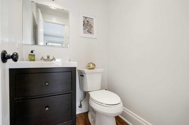 207 Dunn Ave, House detached with 4 bedrooms, 4 bathrooms and 0 parking in Toronto ON | Image 11