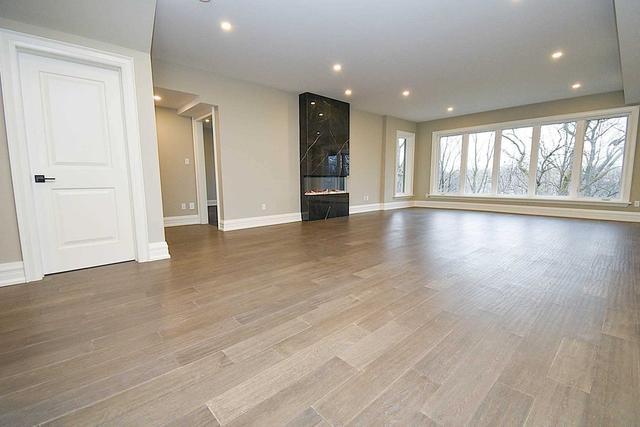 90 Riverview Blvd, House detached with 5 bedrooms, 7 bathrooms and 28 parking in St. Catharines ON | Image 4