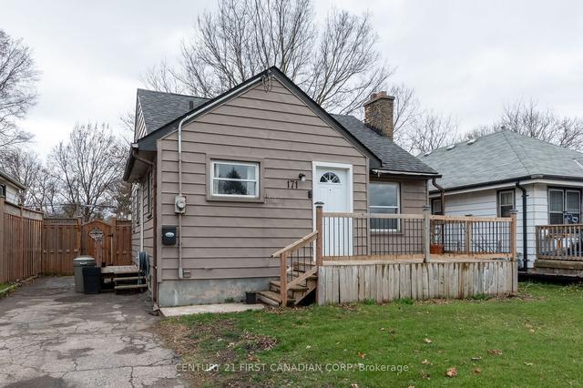 171 Highbury Ave N, House detached with 2 bedrooms, 1 bathrooms and 2 parking in London ON | Image 1
