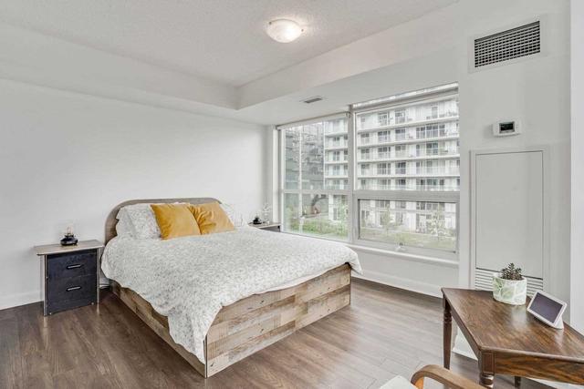 343 - 525 Wilson Ave, Condo with 2 bedrooms, 2 bathrooms and 1 parking in Toronto ON | Image 7