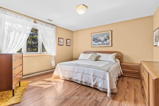 104 Inverness Cres, House detached with 3 bedrooms, 3 bathrooms and 8 parking in Kingston ON | Image 21