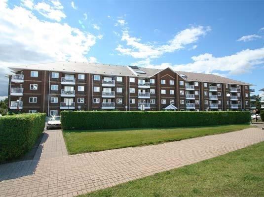 106 - 193 Lake Driveway W, Condo with 3 bedrooms, 2 bathrooms and 1 parking in Ajax ON | Image 18