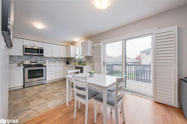 174 Country Lane, House detached with 4 bedrooms, 2 bathrooms and 4 parking in Barrie ON | Image 2