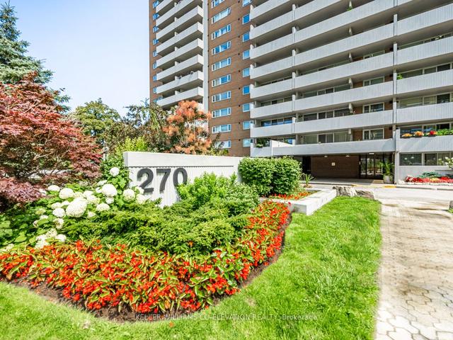 805 - 270 Scarlett Rd, Condo with 2 bedrooms, 2 bathrooms and 1 parking in Toronto ON | Image 12