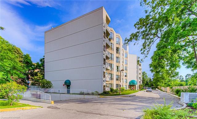 205 - 3267 King Street E, House attached with 2 bedrooms, 2 bathrooms and 1 parking in Kitchener ON | Image 2