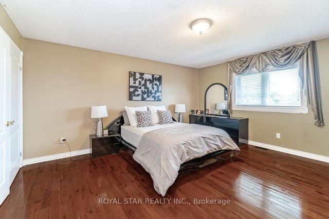 5 Estateview Circ, House detached with 4 bedrooms, 4 bathrooms and 28 parking in Brampton ON | Image 19