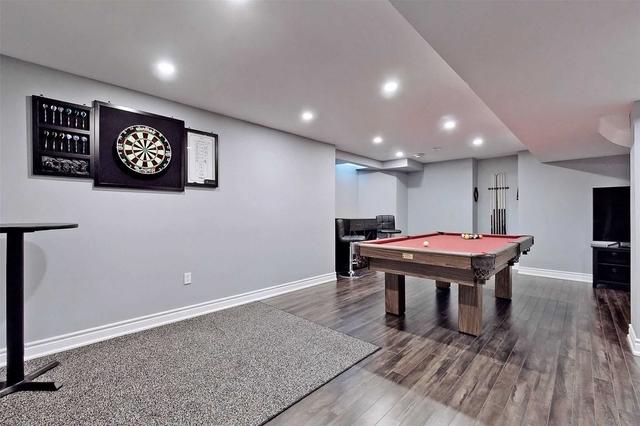 2355 Pilgrim Sq, House detached with 4 bedrooms, 4 bathrooms and 4 parking in Oshawa ON | Image 19