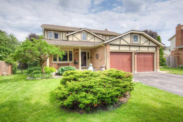 115 Glenecho Crt N, House detached with 4 bedrooms, 3 bathrooms and 4 parking in Waterloo ON | Image 1