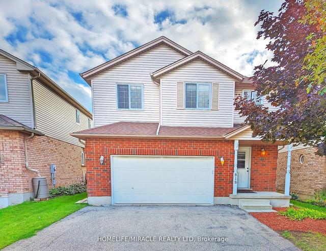 818 Brandenburg Blvd, House detached with 3 bedrooms, 4 bathrooms and 3 parking in Waterloo ON | Image 1