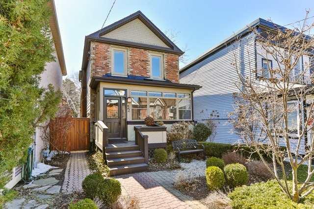 52 Arundel Ave, House detached with 2 bedrooms, 1 bathrooms and 1 parking in Toronto ON | Image 1