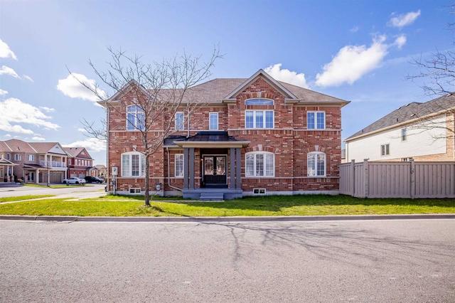 35 Elliottglen Dr, House detached with 4 bedrooms, 3 bathrooms and 4 parking in Ajax ON | Image 12