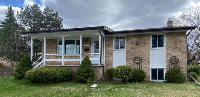 1533 Redwood Dr, House detached with 3 bedrooms, 1 bathrooms and 4 parking in Peterborough ON | Image 1