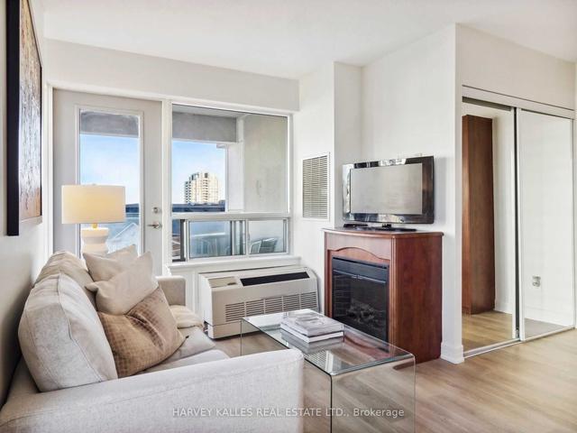 409 - 19 Avondale Ave, Condo with 0 bedrooms, 1 bathrooms and 1 parking in Toronto ON | Image 12
