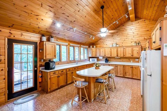 180 Lake Rd, House detached with 4 bedrooms, 2 bathrooms and 12 parking in Georgian Bay ON | Image 38