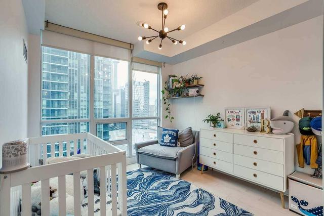 2411 - 16 Yonge St, Condo with 2 bedrooms, 2 bathrooms and 1 parking in Toronto ON | Image 13