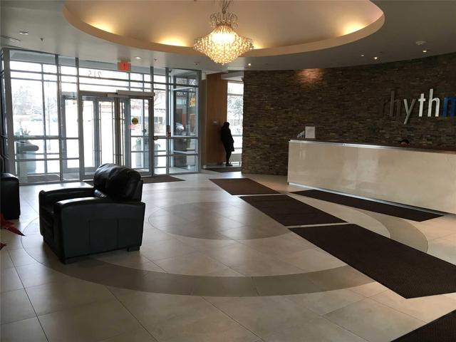 304 - 215 Queen St E, Condo with 1 bedrooms, 1 bathrooms and 2 parking in Brampton ON | Image 1