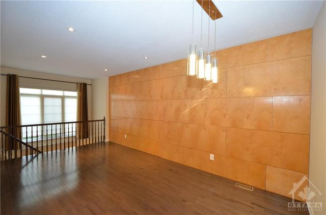 704 Treadway Private, Townhouse with 3 bedrooms, 3 bathrooms and 2 parking in Ottawa ON | Image 5