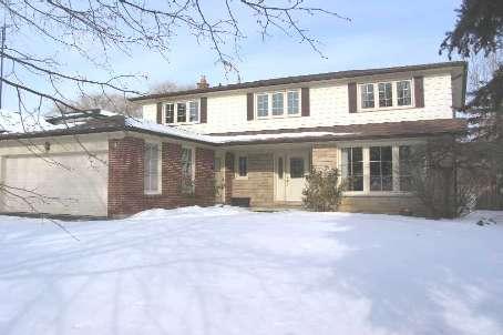81 Stubbswood Sq, House detached with 4 bedrooms, 2 bathrooms and 2 parking in Toronto ON | Image 1