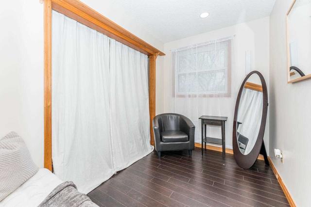 97 Kings Cres, House detached with 3 bedrooms, 2 bathrooms and 4 parking in Ajax ON | Image 5