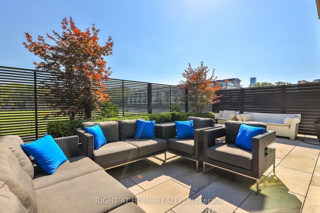 363 Avenue Rd, Townhouse with 4 bedrooms, 5 bathrooms and 2 parking in Toronto ON | Image 5
