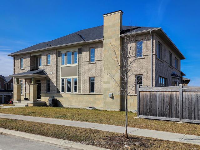 2 Deepwood Cres, House detached with 5 bedrooms, 4 bathrooms and 6 parking in East Gwillimbury ON | Image 23