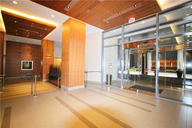 820 - 295 Adelaide St W, Condo with 1 bedrooms, 1 bathrooms and null parking in Toronto ON | Image 2