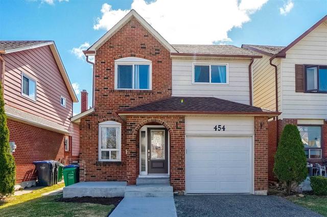 454 Hansen Rd N, House detached with 3 bedrooms, 3 bathrooms and 3 parking in Brampton ON | Image 1