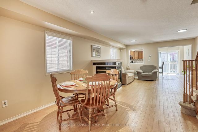116 Oceanpearl Cres, House attached with 3 bedrooms, 3 bathrooms and 2 parking in Whitby ON | Image 20