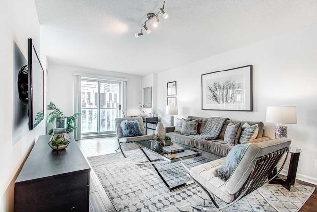 2510 - 8 Park Rd, Condo with 2 bedrooms, 2 bathrooms and 1 parking in Toronto ON | Image 4