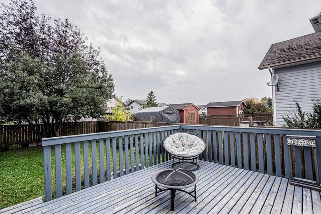 9011 64 Avenue, Home with 4 bedrooms, 2 bathrooms and 2 parking in Grande Prairie AB | Image 6
