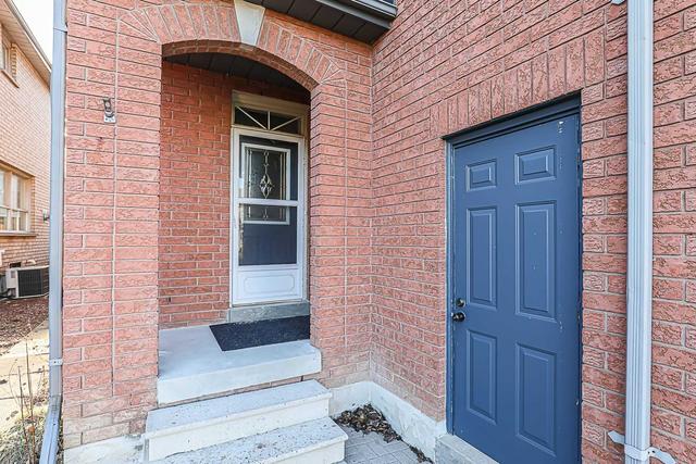 574 Skinner Ave, House semidetached with 3 bedrooms, 4 bathrooms and 3 parking in Newmarket ON | Image 12