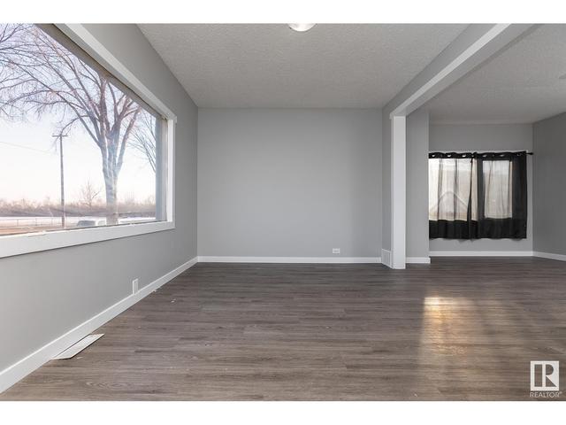 12760 113a St Nw, House detached with 2 bedrooms, 1 bathrooms and 4 parking in Edmonton AB | Image 9