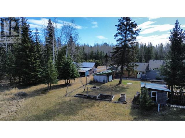 819 Bridge Road, House detached with 2 bedrooms, 1 bathrooms and null parking in McBride BC | Image 32