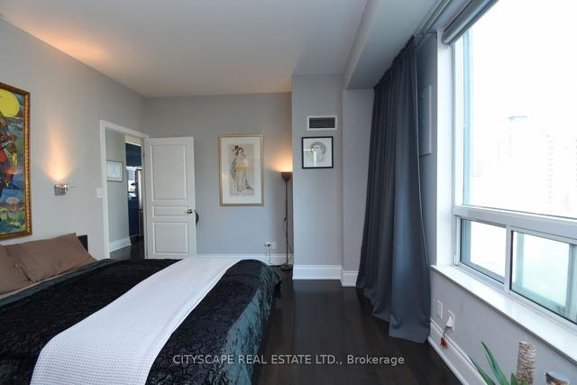 903 - 102 Bloor St N, Condo with 1 bedrooms, 2 bathrooms and 0 parking in Toronto ON | Image 9