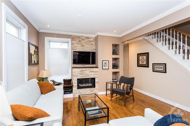 18 Central Avenue, House detached with 3 bedrooms, 2 bathrooms and 1 parking in Ottawa ON | Image 10