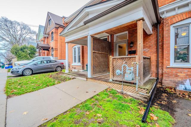 145 Erie Ave, House semidetached with 3 bedrooms, 1 bathrooms and 1 parking in Hamilton ON | Image 35