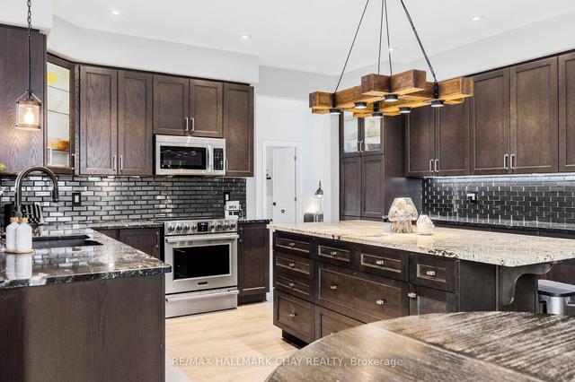 30 Marta Cres, House detached with 4 bedrooms, 3 bathrooms and 6 parking in Barrie ON | Image 27