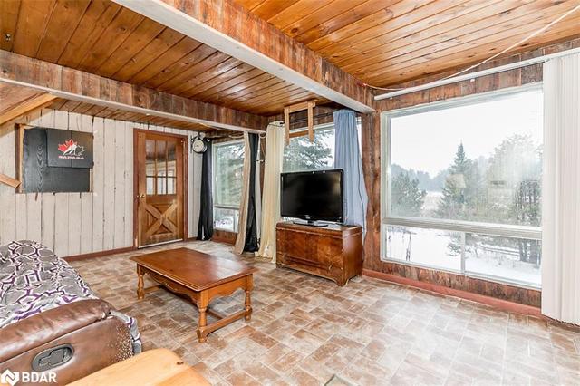 1206 Dickie Lake Road W, House detached with 2 bedrooms, 1 bathrooms and 12 parking in Lake of Bays ON | Image 21