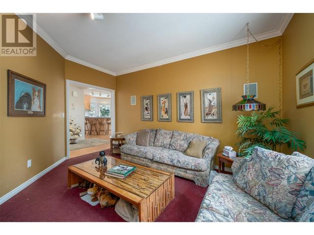 955 Purcell Court, House detached with 5 bedrooms, 3 bathrooms and 6 parking in Kelowna BC | Image 16