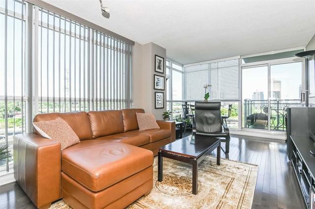 805 - 185 Legion Rd N, Condo with 2 bedrooms, 2 bathrooms and 2 parking in Toronto ON | Image 7
