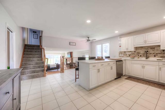 47 Kerr Shaver Terr, House detached with 3 bedrooms, 3 bathrooms and 6 parking in Brantford ON | Image 3