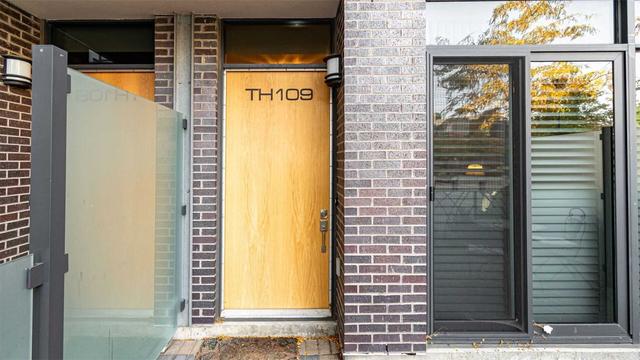th109 - 5 Valhalla Inn Rd, Townhouse with 3 bedrooms, 3 bathrooms and 2 parking in Toronto ON | Image 23